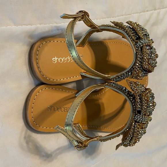 Shoe Dazzle Embellished Thong Sandals - Picture 4 of 5